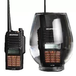 RADIO PORTABLE VHF/UHF*DUAL BAND 136-174/400-520MHZ*HASTA 128 CANALES*POTENCIA 5W*CON PANTALLA*BATERIA 1800 MAH*RESISTENTE AGUA IP67*